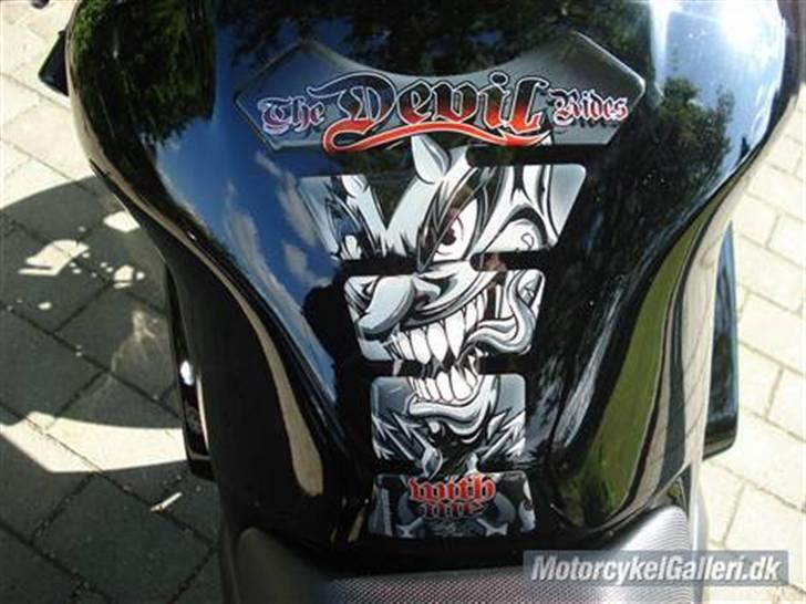 Suzuki SV 650 s   "solgt" billede 2