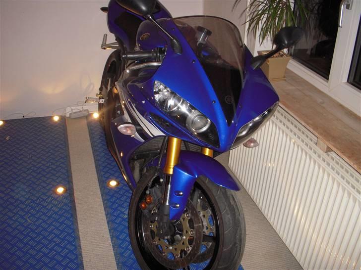 Yamaha YZF-R1 billede 3