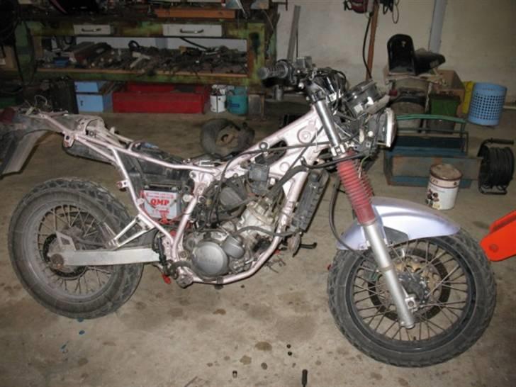 Yamaha TDR EV billede 2