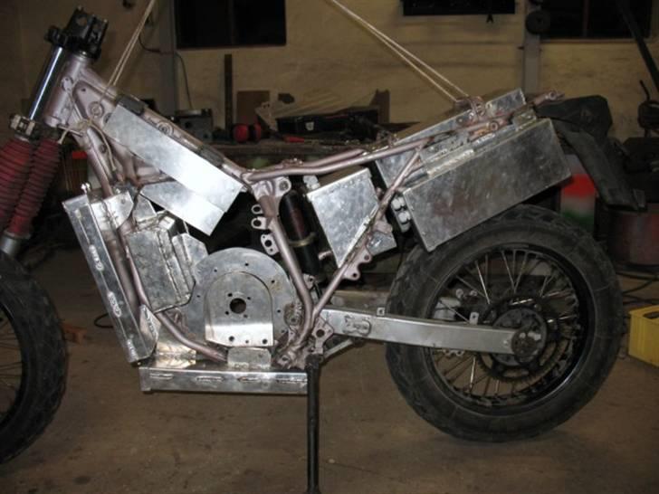 Yamaha TDR EV billede 9