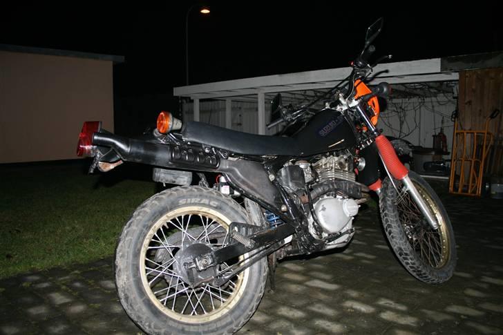 Suzuki DR 250 S - ***SOLGT*** billede 2
