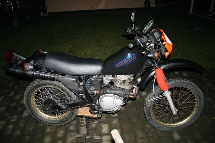 Suzuki DR 250 S - ***SOLGT*** billede 3