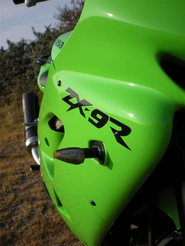 Kawasaki ZX9R  billede 4