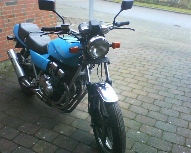 Suzuki gsx 400 f (byttet) billede 1