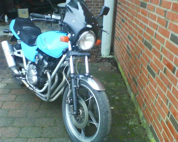 Suzuki gsx 400 f (byttet) billede 4
