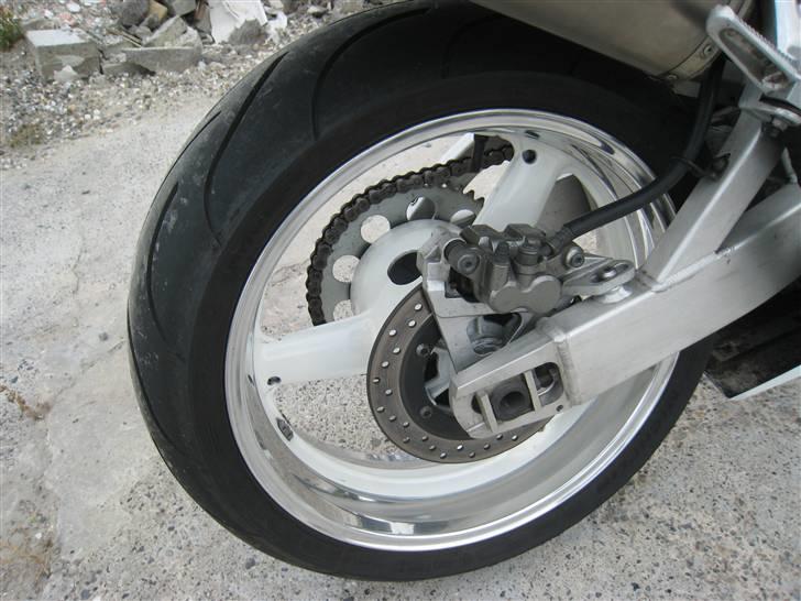 Yamaha YZF R6 *Til Salg* billede 7