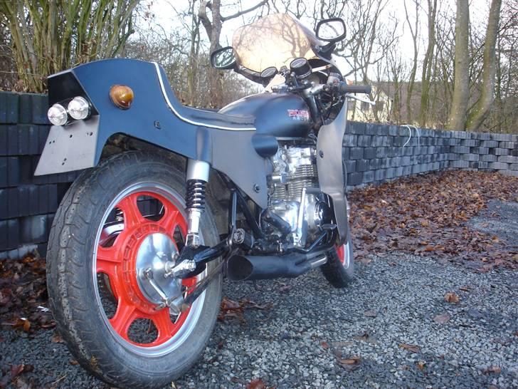 Honda 550F billede 2