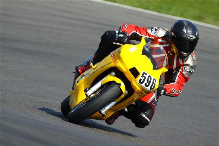 Yamaha YZF R6 Banejern - SOLGT - Lausitzring ´09  billede 3