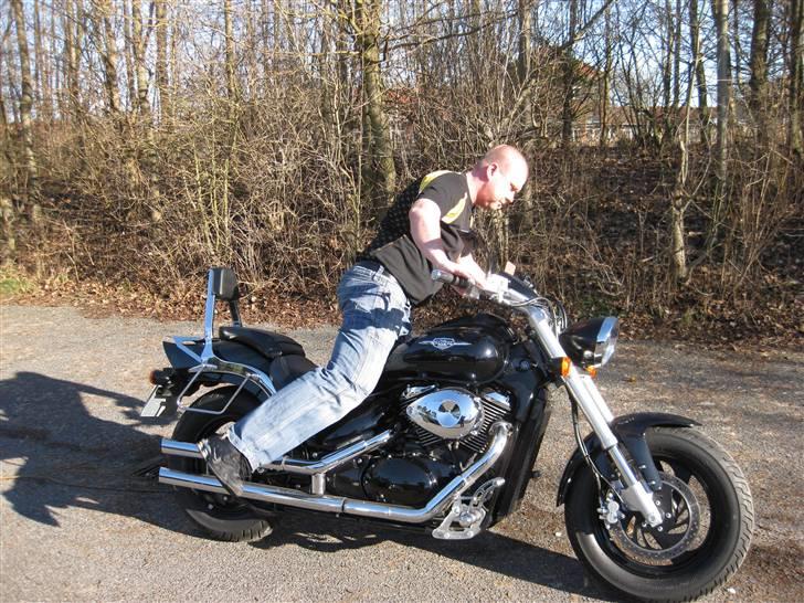 Suzuki Intruder M800 billede 1