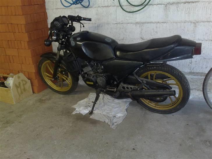 Yamaha RD 250 LC (solgt) billede 6