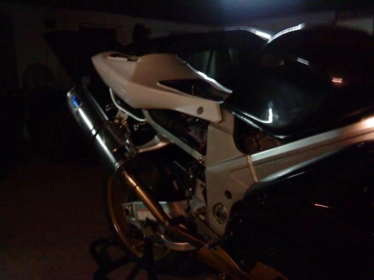 Suzuki TL1000R - Under ombygning billede 4