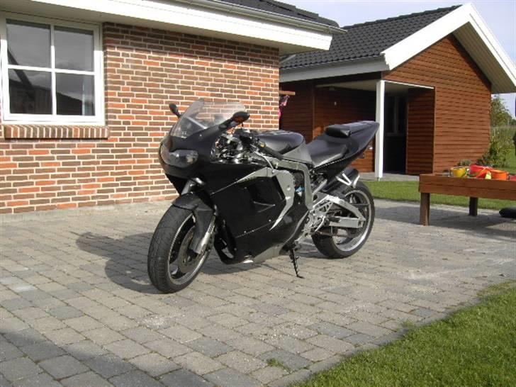 Suzuki GSX-R 1100M billede 2