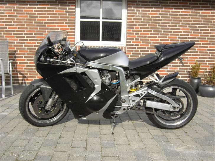 Suzuki GSX-R 1100M billede 7