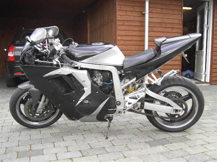 Suzuki GSX-R 1100M billede 10