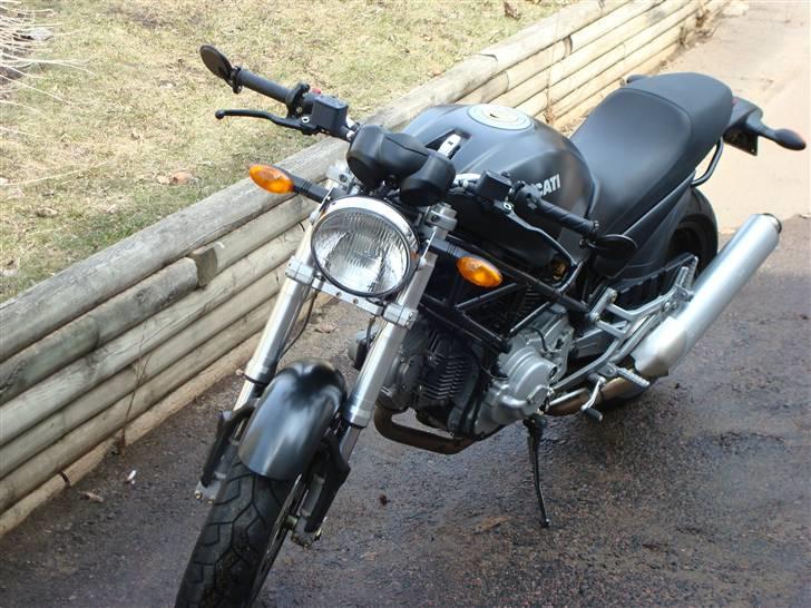 Ducati Monster 620 Dark *SOLGT* billede 5