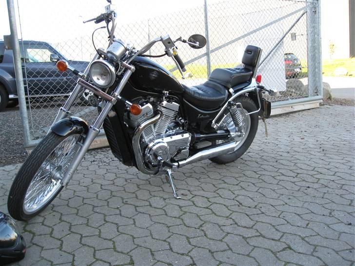 Suzuki VS 600 Intruder billede 3