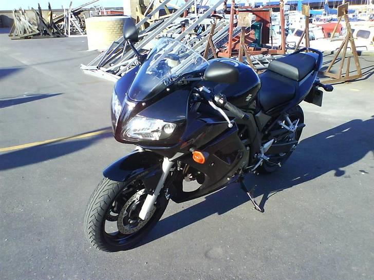 Suzuki SV650SA***SOLGT*** billede 3