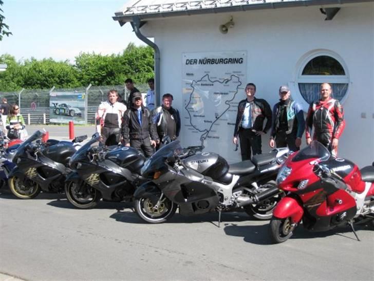 Suzuki GSXR 1300 Hayabusa - Så skal busa´erne testes på Nürburgringen :-) Feeeed bane billede 14