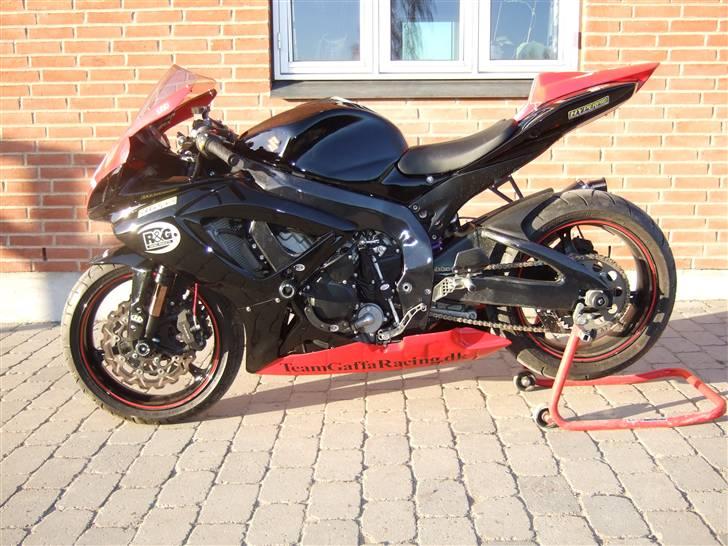 Suzuki gsxr 750 k7  billede 1