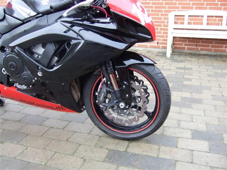 Suzuki gsxr 750 k7  billede 4