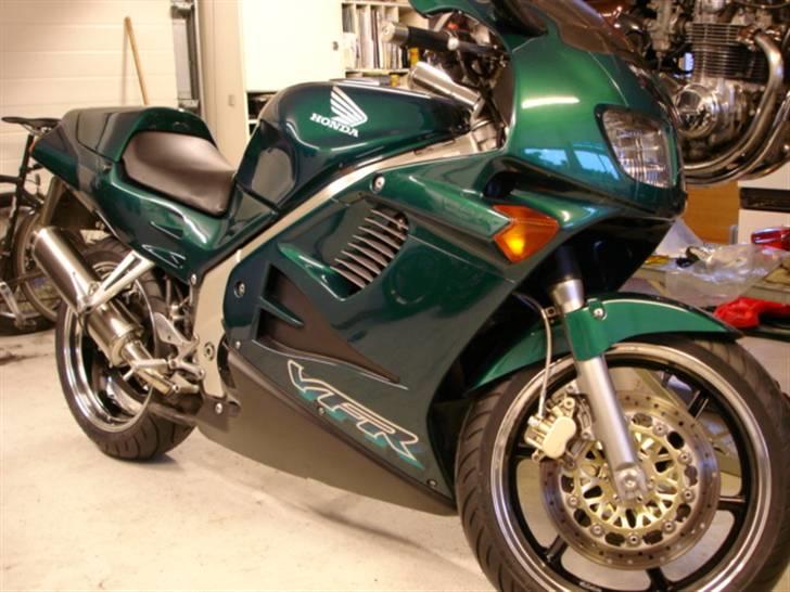 Honda VFR 750 billede 2