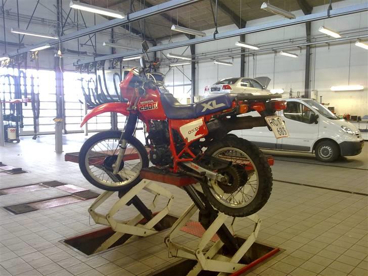 Honda xl 250 r SOLGT billede 5