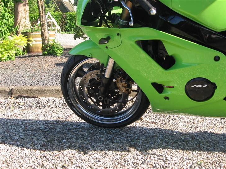 Kawasaki zxr 400 solgt billede 5