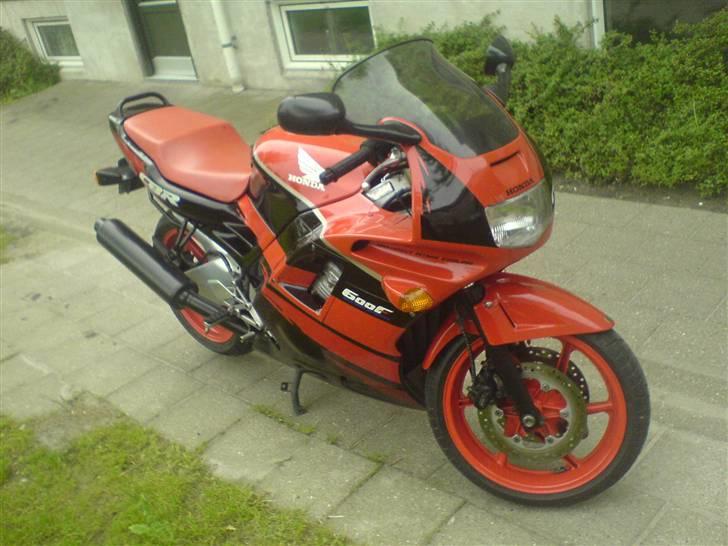 Honda cbr 600 F billede 1