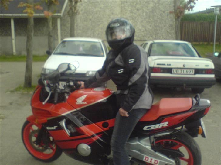 Honda cbr 600 F billede 4