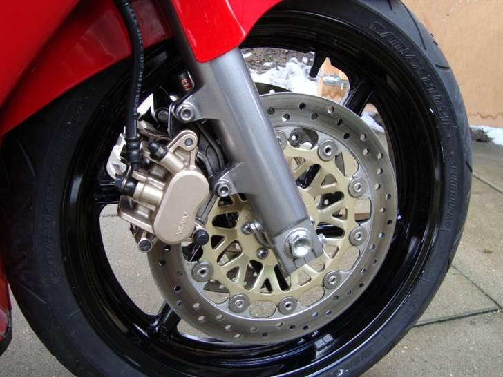 Honda VFR 750F billede 4