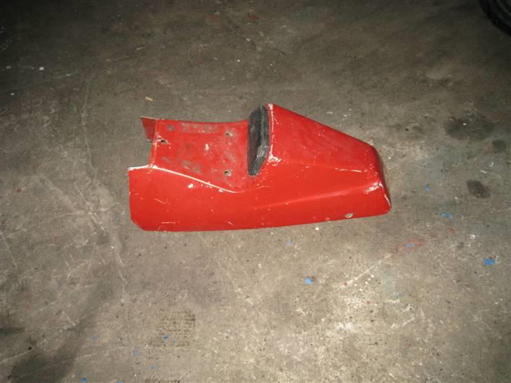 Triumph tiger 100ss - her er den bage kåbe der skal på den.. skal skæres lidt i den  billede 16