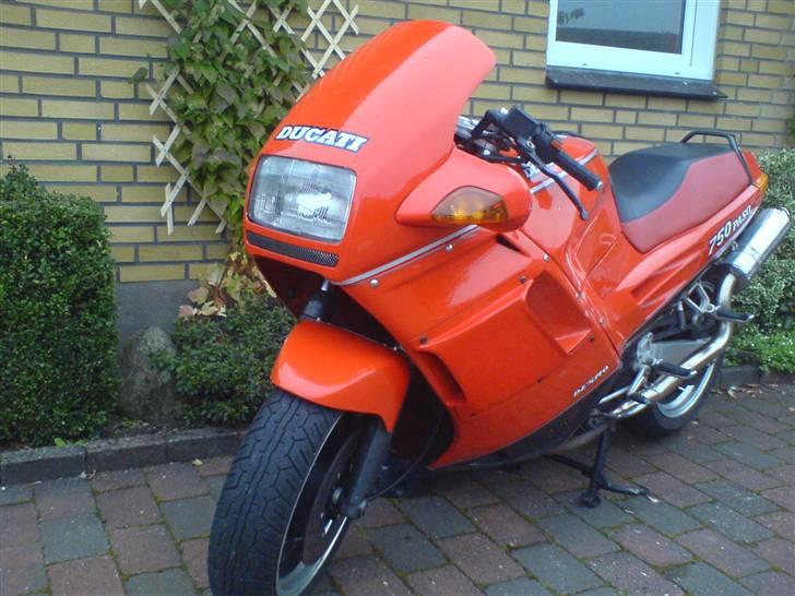 Ducati paso 750 (SOLGT) billede 6