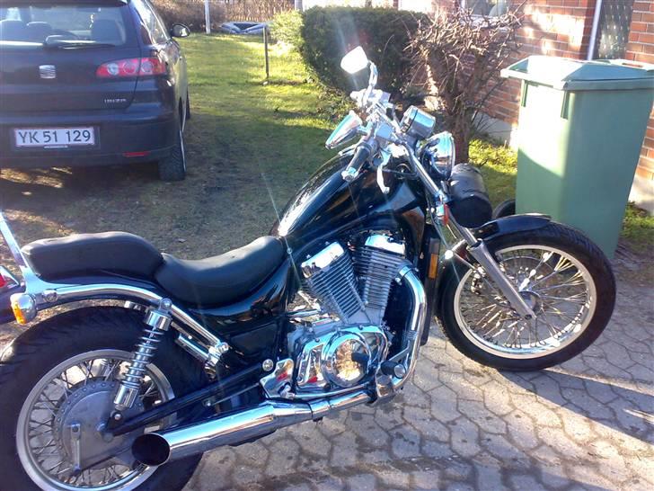 Suzuki intruder billede 3