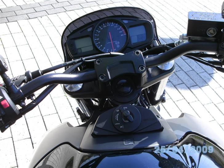 Suzuki gsr600 2008 SOLGT billede 10