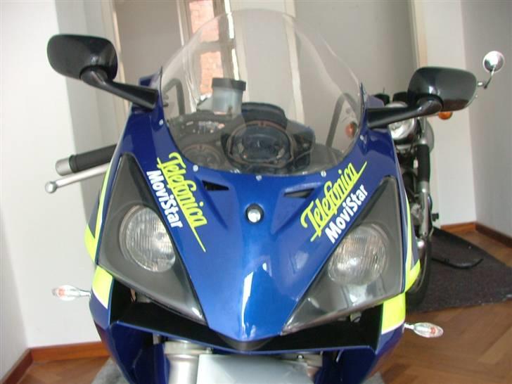 Honda VFR 400 R -solgt- - den ser ond ud billede 6