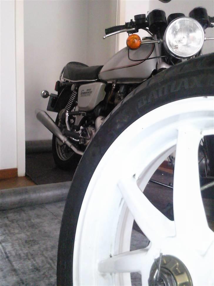 Honda VFR 400 R -solgt- - norton i baggrunden.... billede 7