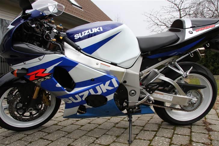 Suzuki GSXR 1000 K1  billede 11