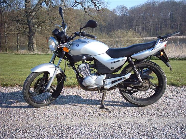 Yamaha YBR 125 billede 1