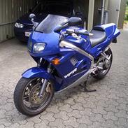 Honda vfr 750 F