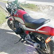 Yamaha XJ600
