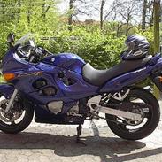 Suzuki Gsx 750 F