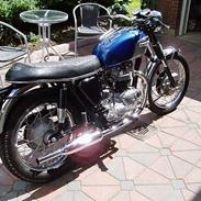 Triumph Trophy TR6