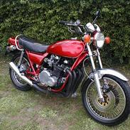 Kawasaki z 900