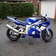 Yamaha yzf-r6