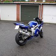 Yamaha yzf-r6
