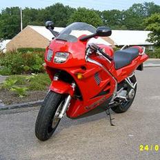 Honda VFR 750 F (Vejle)
