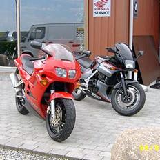Honda VFR 750 F (Vejle)