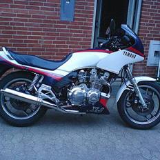 Yamaha XJ900F