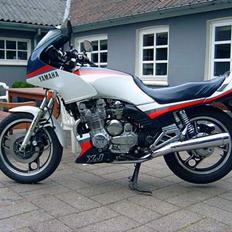 Yamaha XJ900F