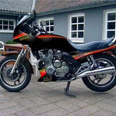 Yamaha XJ900F